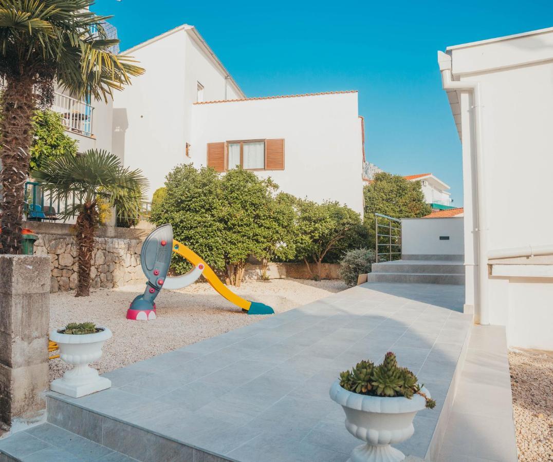 Apartments Nina บริสท์ ภายนอก รูปภาพ