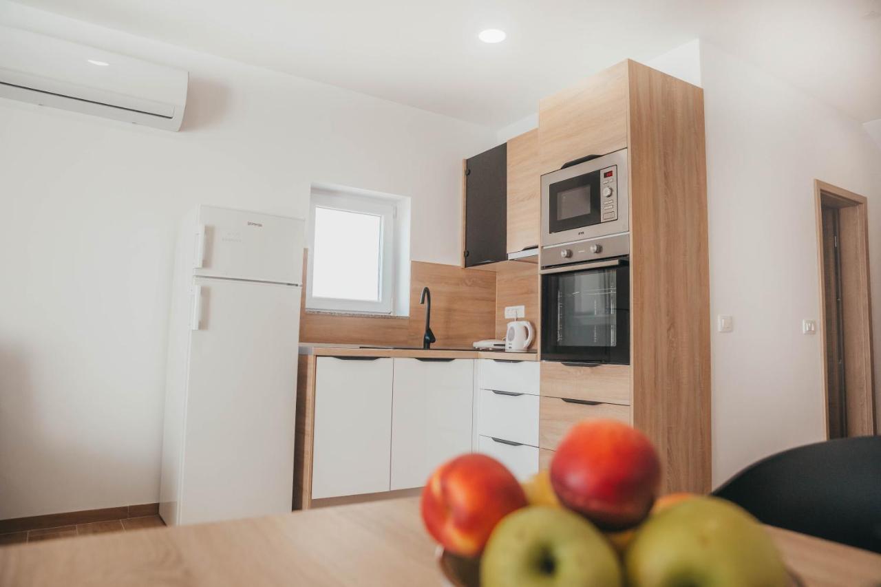 Apartments Nina บริสท์ ภายนอก รูปภาพ
